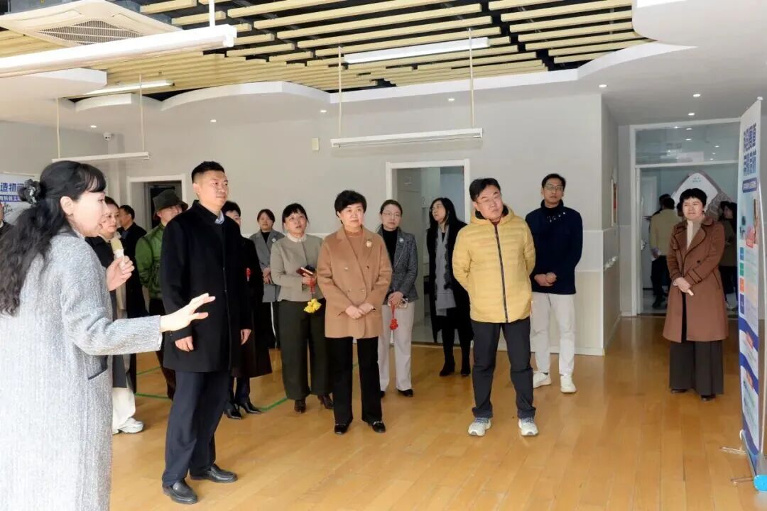 区政协召开“以科学+为引领 构建协同育人新模式”专题协商开题会