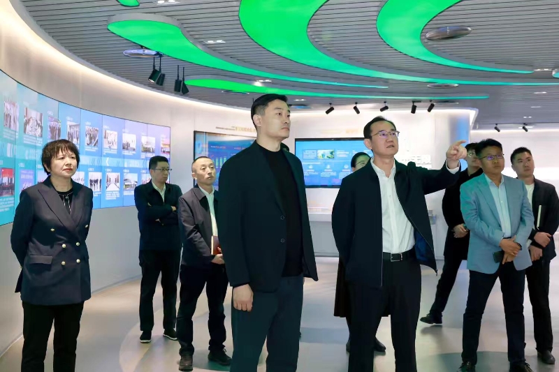 赵治文走访辖区重点企业