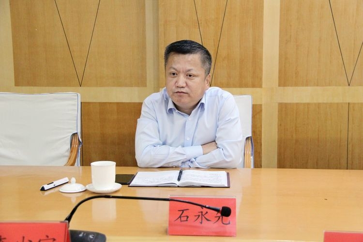 8月12日下午,副区长石永先主持召开专题会议调度区级
